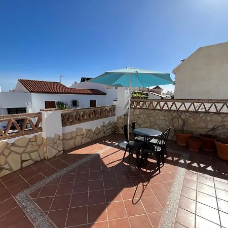 Calle Carabeo 57 Апартаменты Нерха